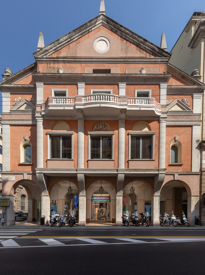 Das Gebäude inmitten von Padua wurde 1931 erstmals als Kino eröffnet, das Restyling ist eine Hommage an die ursprüngliche Nutzung.