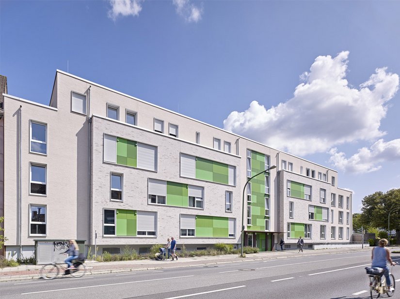 Optisch und energetisch hochwertig: Das Studentenwohnheim Campusquartier „Bei den Linden“ wertet den Standort durch die moderne Architektur und die helle, freundliche Klinkerfassade auf.