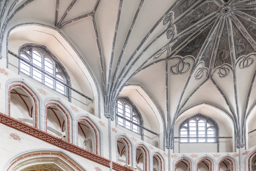 Der silikatbasierte Beschichtungsaufbau ist hoch wasserdampfdiffusionsfähig und daher bei historischer Bausubstanz wie hier die perfekte Lösung.