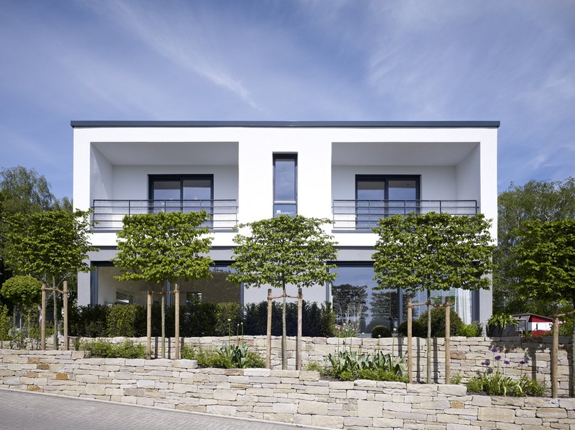 <p>Klare kubische Formen und ruhige harmonische Proportionen kennzeichnen die Architektur des von starkdesign, Bochum entworfenen 2x2 House.</p>