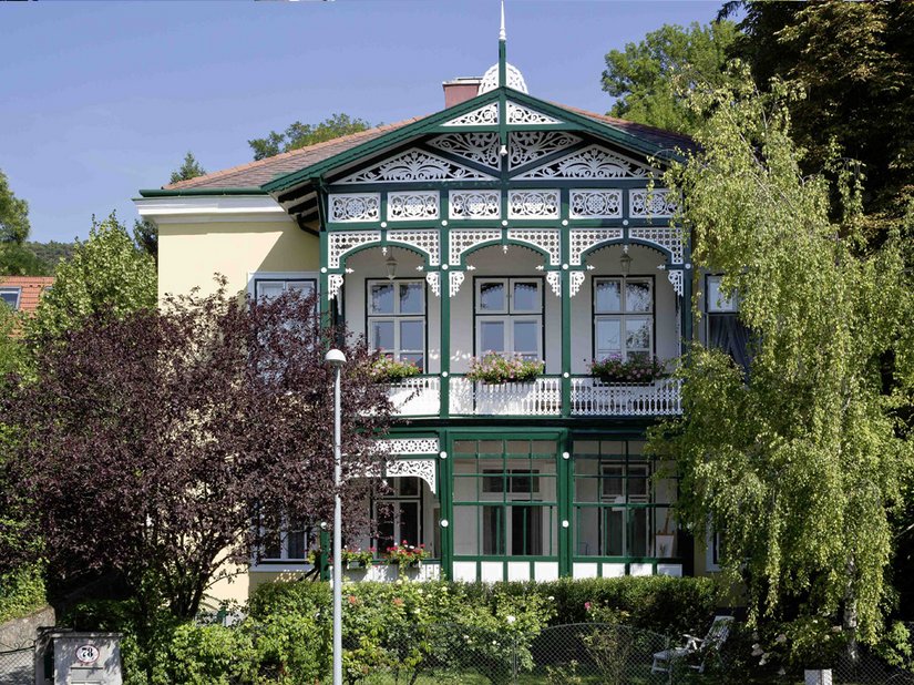 <p>Das Objekt ist eine aus dem 19. Jahrhundert erhaltene Villa.</p>