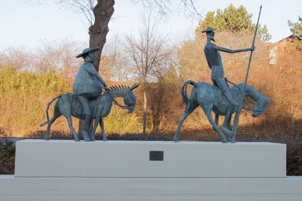 "Don Quichotte und Sancho Pansa": Kunstwerk wieder zu Hause
