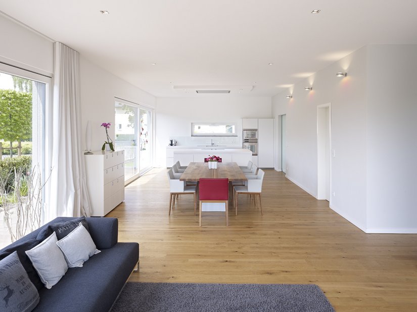 <p>Das Innere des Hauses bietet mit der modernen Aufteilung in Zonen maximale Raumausnutzung.</p>