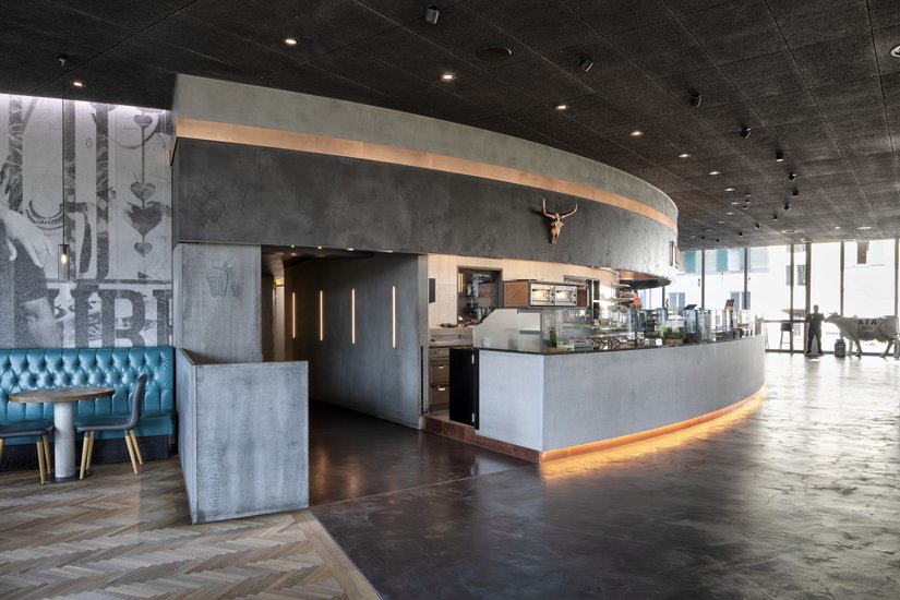 Renovierung mit hohen gestalterischen Ansprüchen: Für die Neugestaltung der Wandflächen des Restaurants „Ayverdi’s Wiedikon“ in Betonoptik kam Creativ Sentimento 78 zum Einsatz.