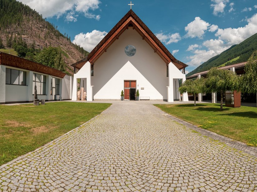 Die Pfarrkirche erhielt von außen wie innen Renovierungsanstriche mit Brillux Produkten.