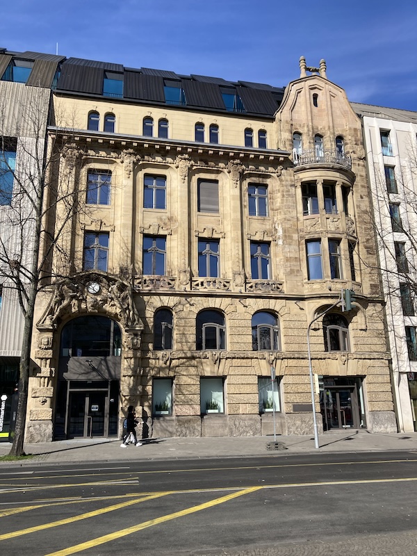 Bankhaus am Theater Umgestaltung Theaterplatz
