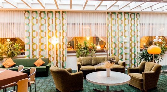 Parkhotel: Orange im Wandel der Zeit